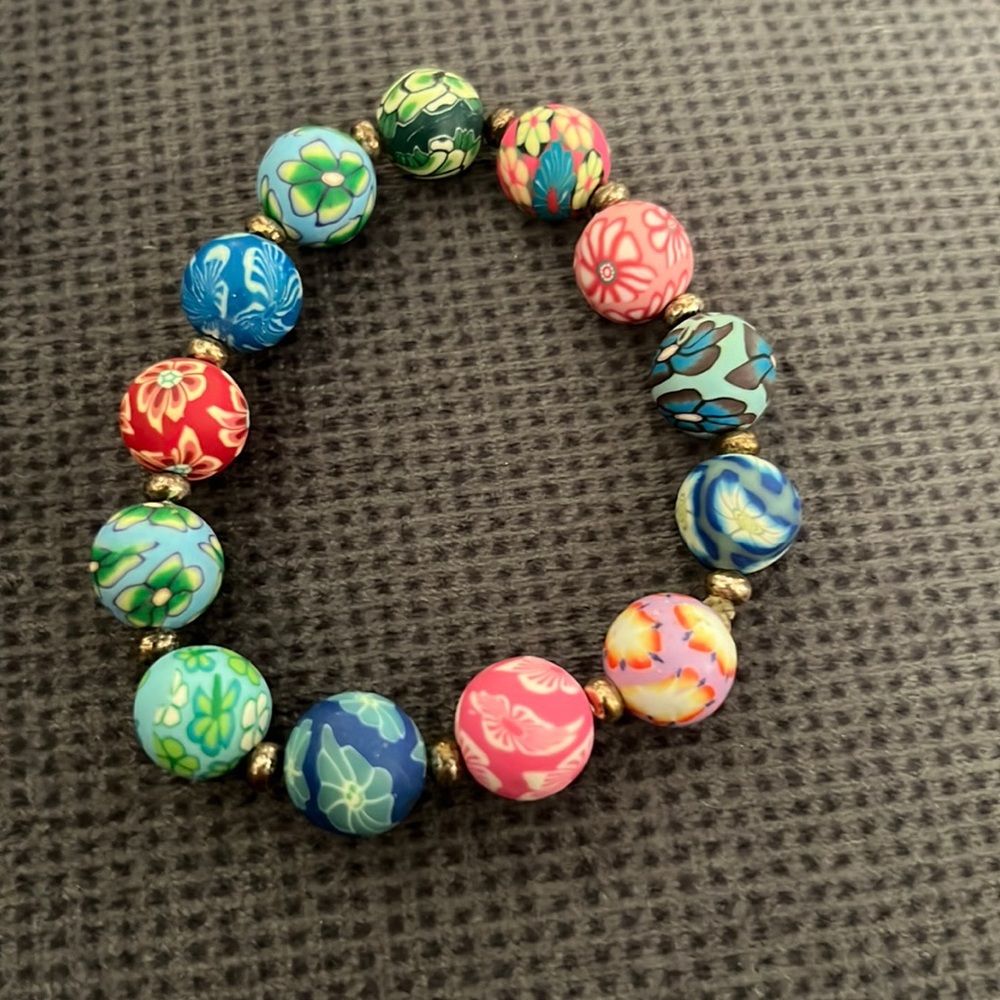 Bead bracelet